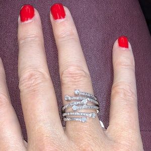 Fabulous Statement Diamond Ring-sparkly & elegant